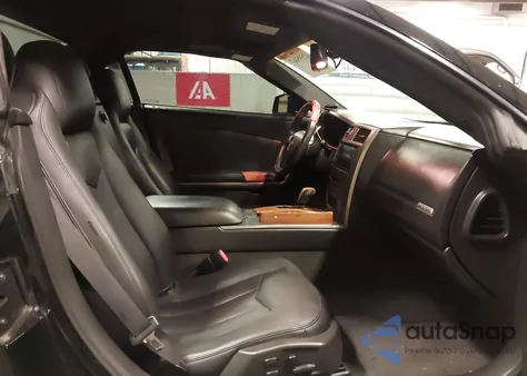 2004 Cadillac Xlr Standard z USA, uszkodzony, nr VIN 1G6YV34A545602459